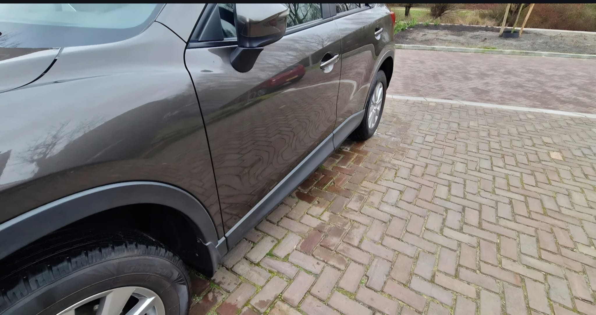 Auto exterieur wax behandeling
